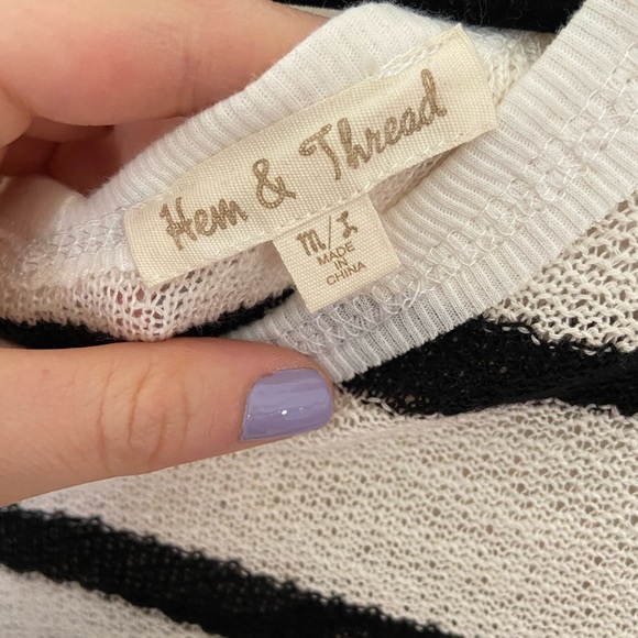 💜3 for 28💜 Off white and black striped sweater - Picture 4 of 4